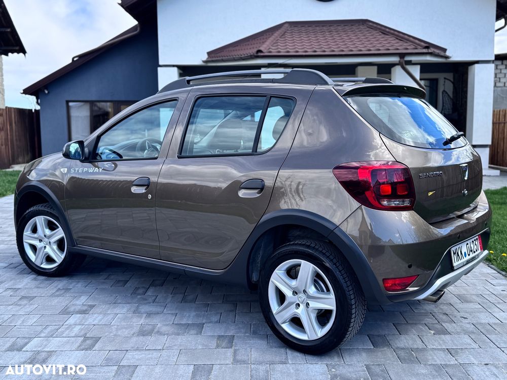 Dacia Sandero Stepway 0.9 TCe - 10
