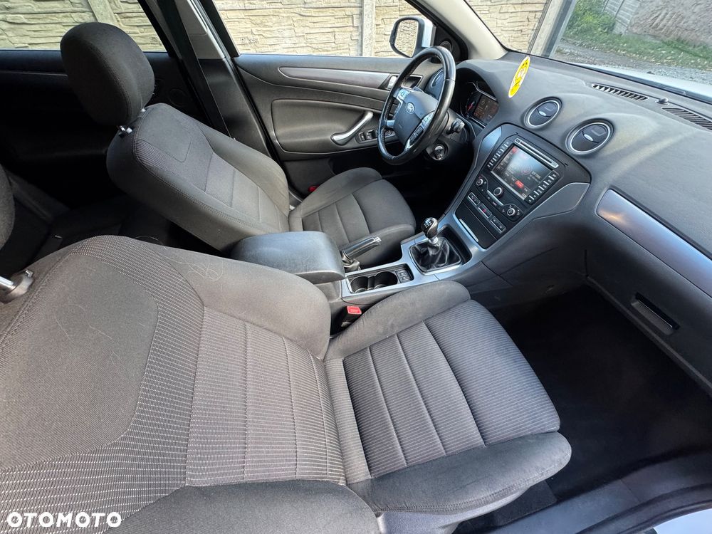 Ford Mondeo 2.0 TDCi Titanium X - 29