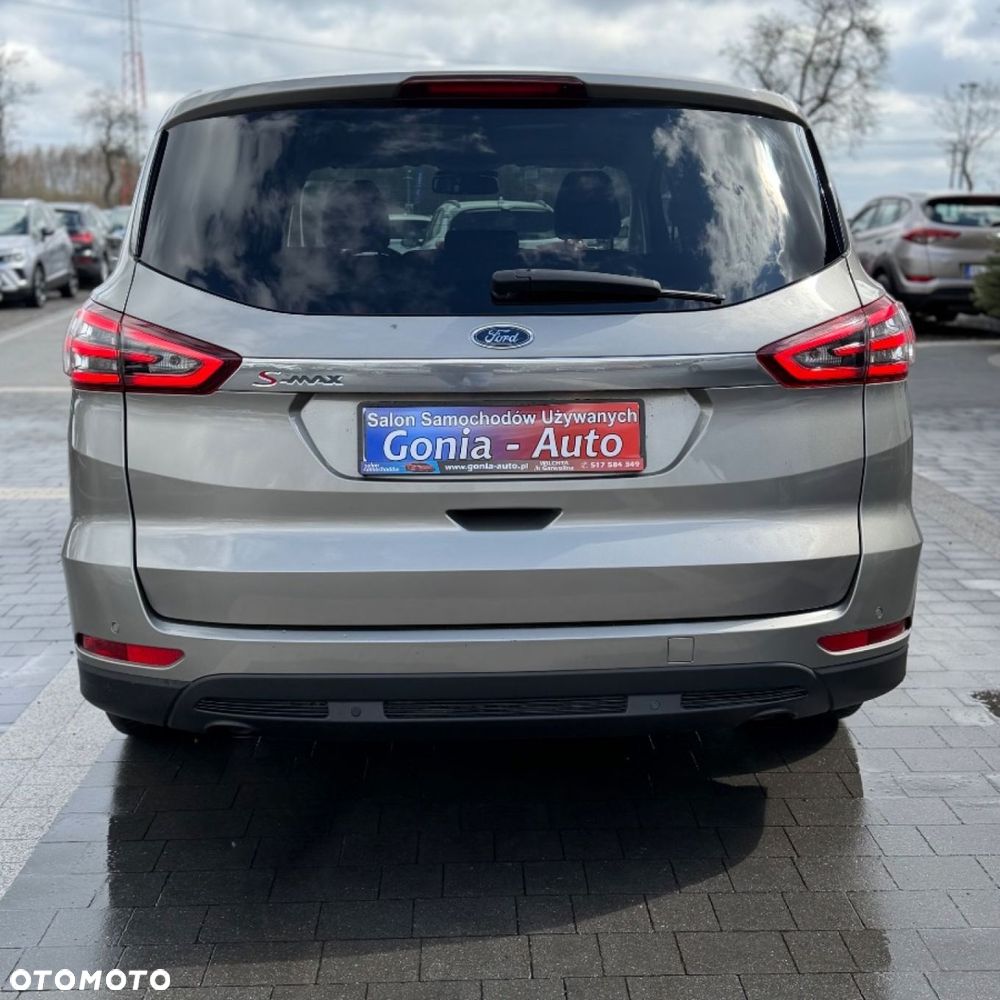 Ford S-Max - 8