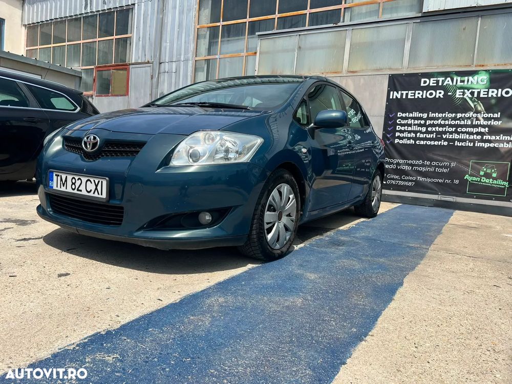 Toyota Auris - 11