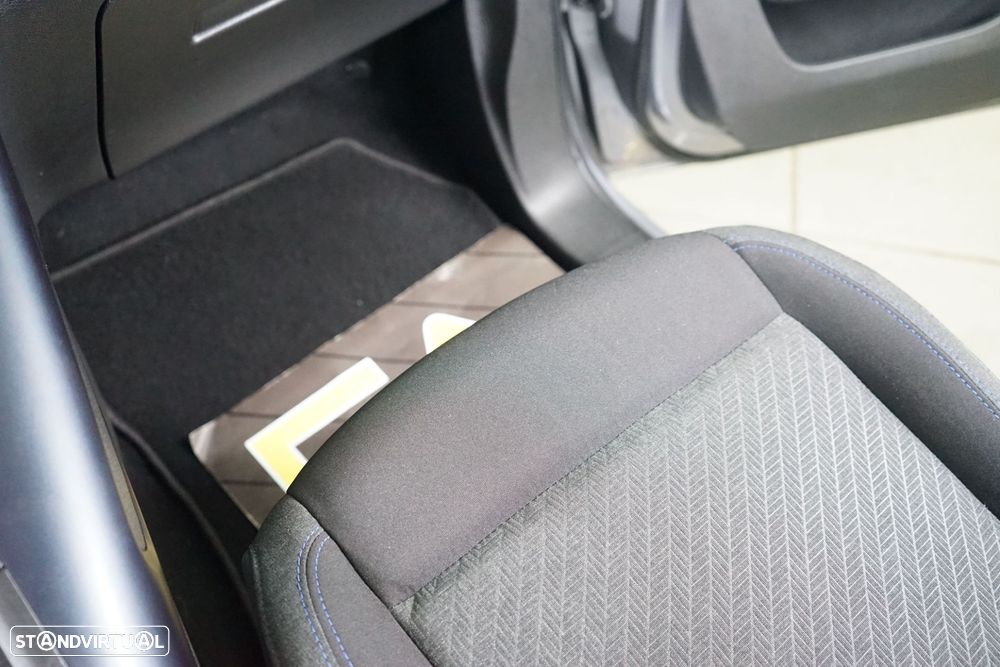 Peugeot Rifter 1.2 PureTech Allure - 35