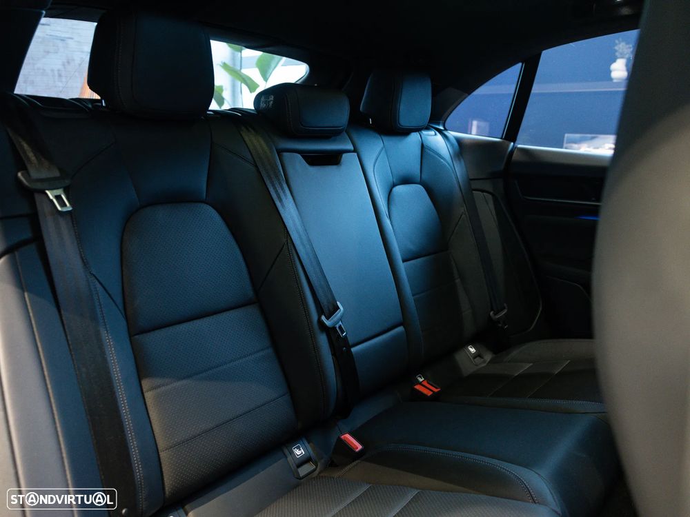 Porsche Macan Electric 4S - 43