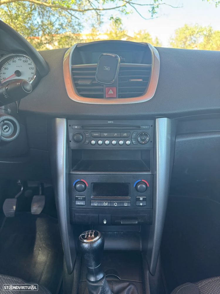 Peugeot 207 SW 1.4 Premium - 12