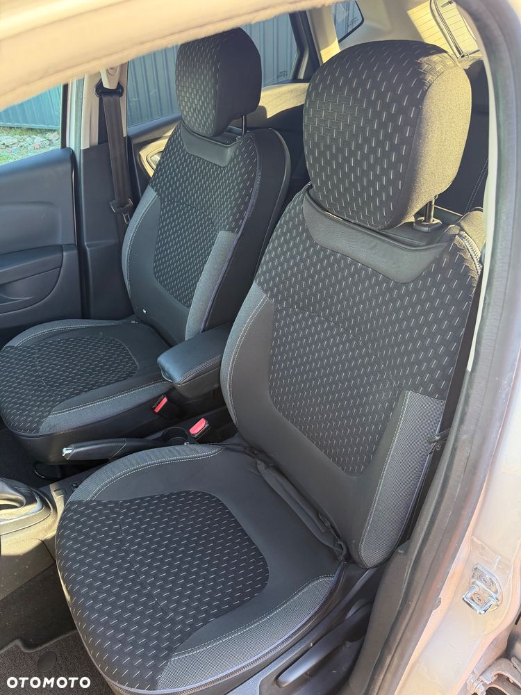 Renault Captur - 10