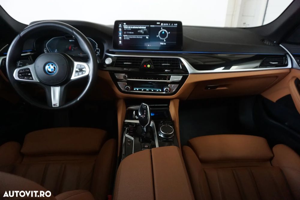 BMW Seria 5 530e Aut. Luxury Line - 24
