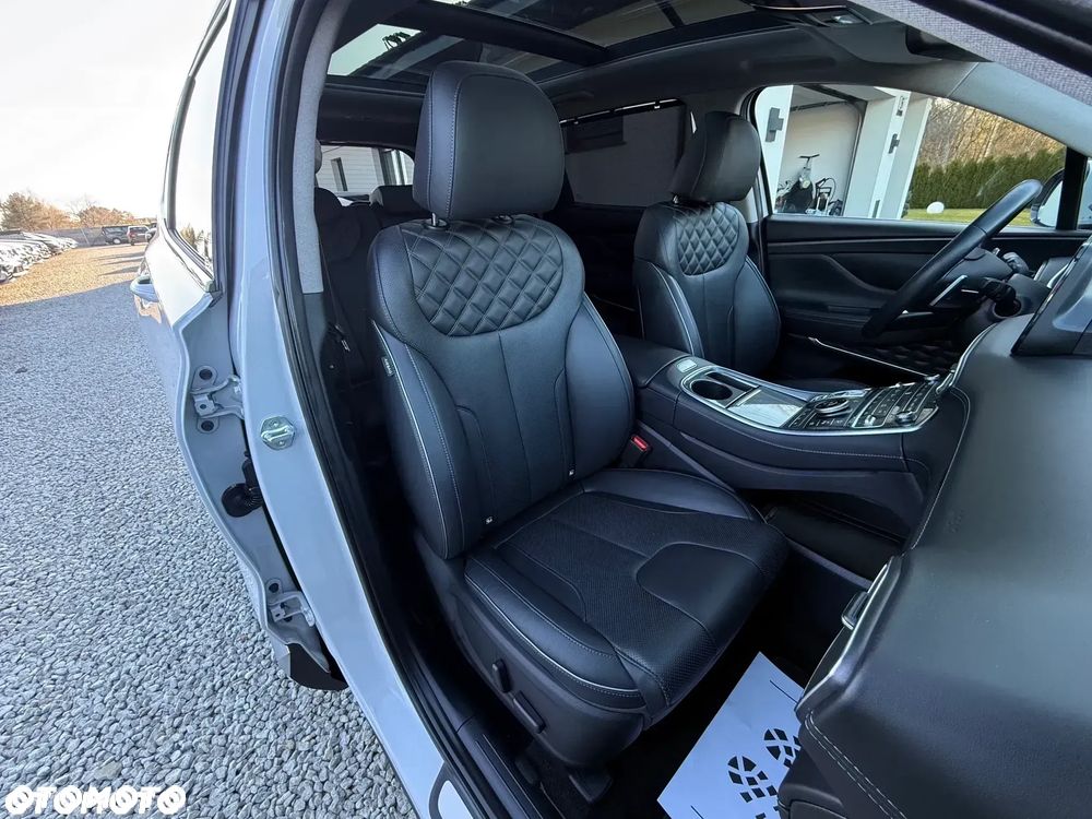Hyundai Santa Fe 1.6 HEV 2WD SEVEN Signature - 26