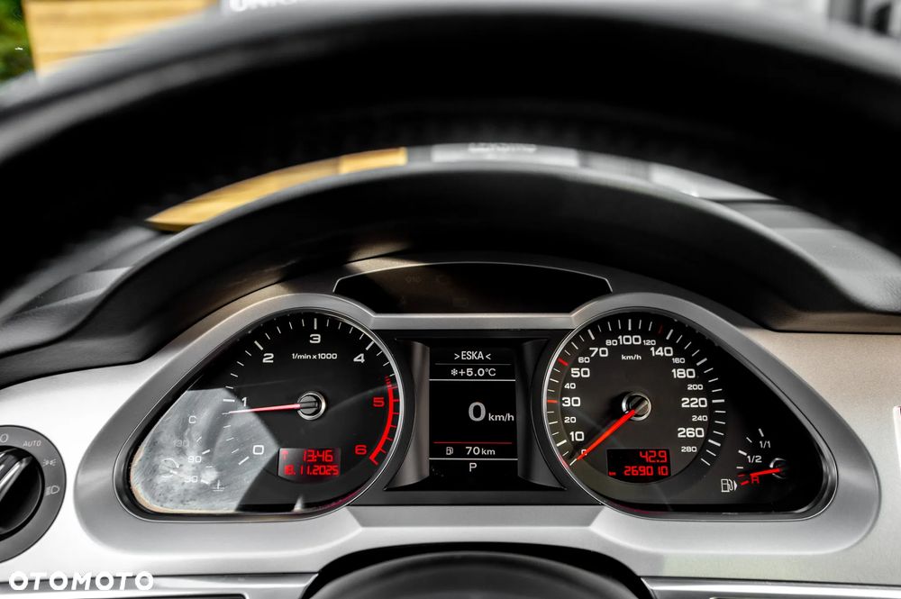 Audi A6 Avant 3.0 TDI DPF quattro tiptronic - 26