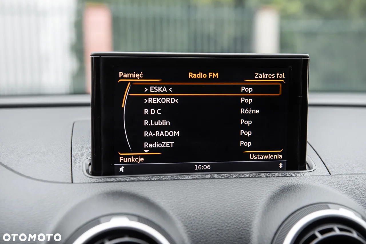 Audi A3 Limousine 1.8 TFSI quattro S tronic S line Sportpaket - 22
