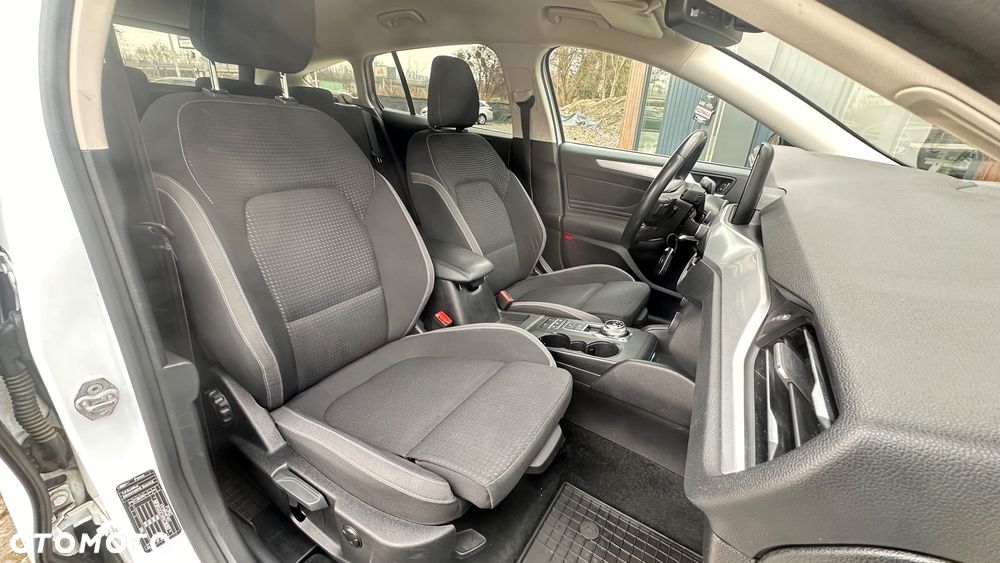 Ford Focus 1.5 EcoBlue Start-Stopp-System ST-LINE DESIGN - 35