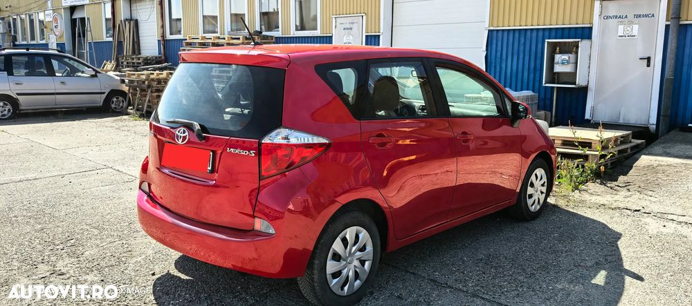 Toyota Verso - 5