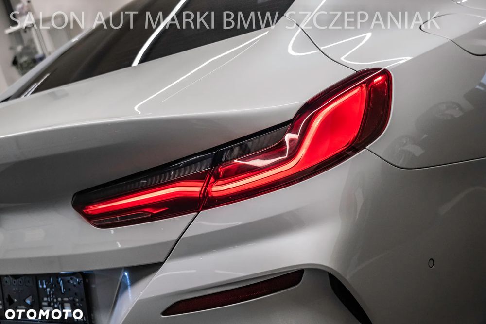 BMW Seria 8 840i xDrive - 12