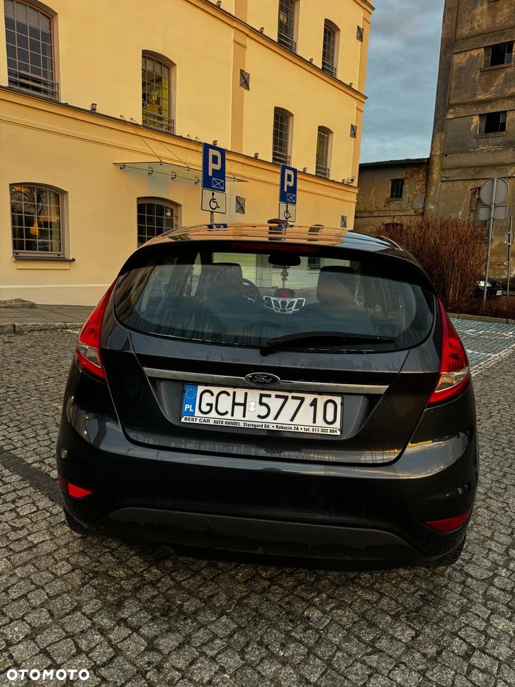 Ford Fiesta - 6
