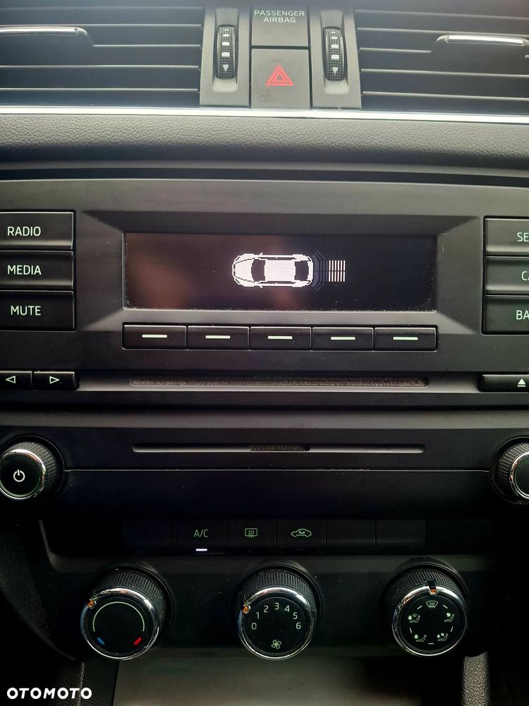 Skoda Octavia 1.6 TDI Ambition - 11