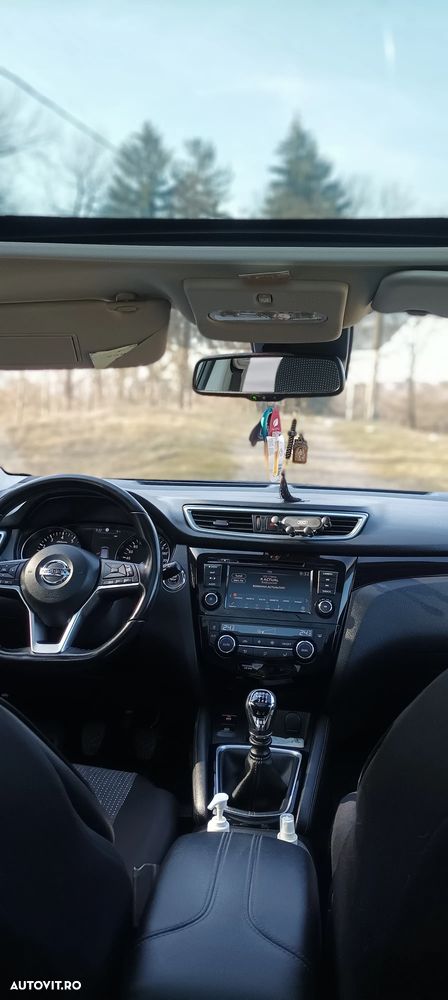 Nissan Qashqai 1.3 138CP 2WD N-Connecta - 9