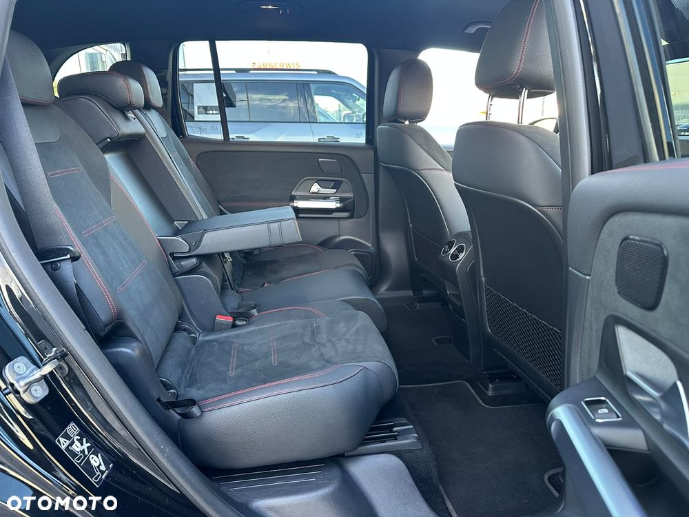 Mercedes-Benz EQB 300 66.5kWh 4-Matic AMG Line - 13