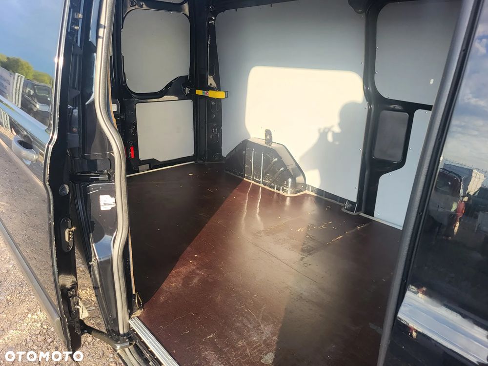 Ford Transit Custom - 26