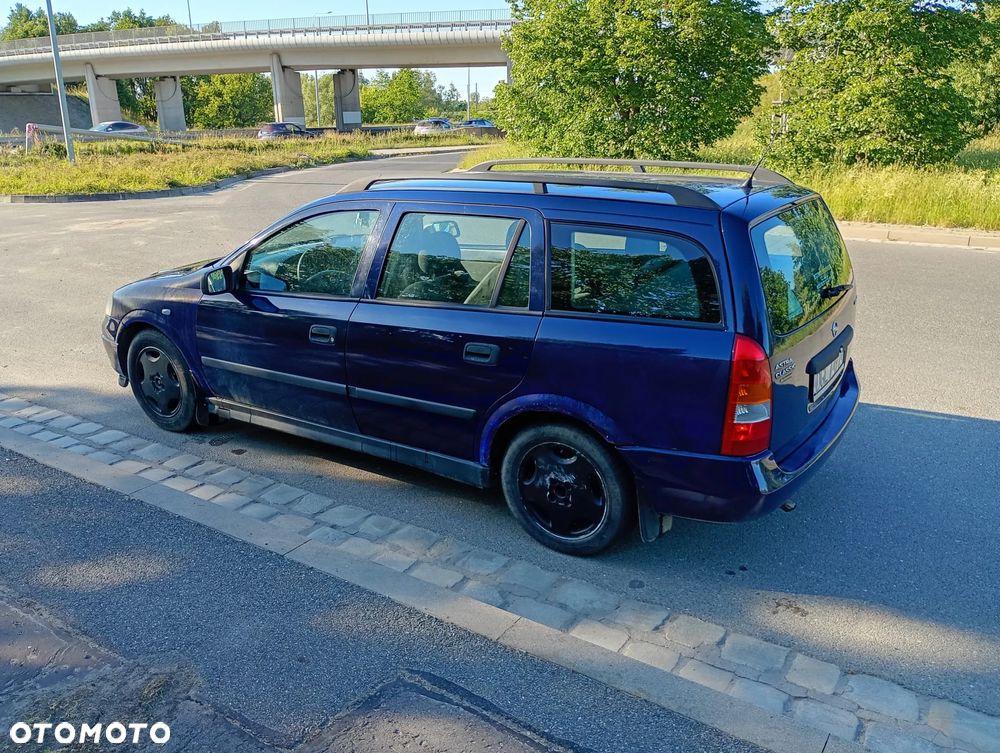 Opel Astra 1.6 - 6
