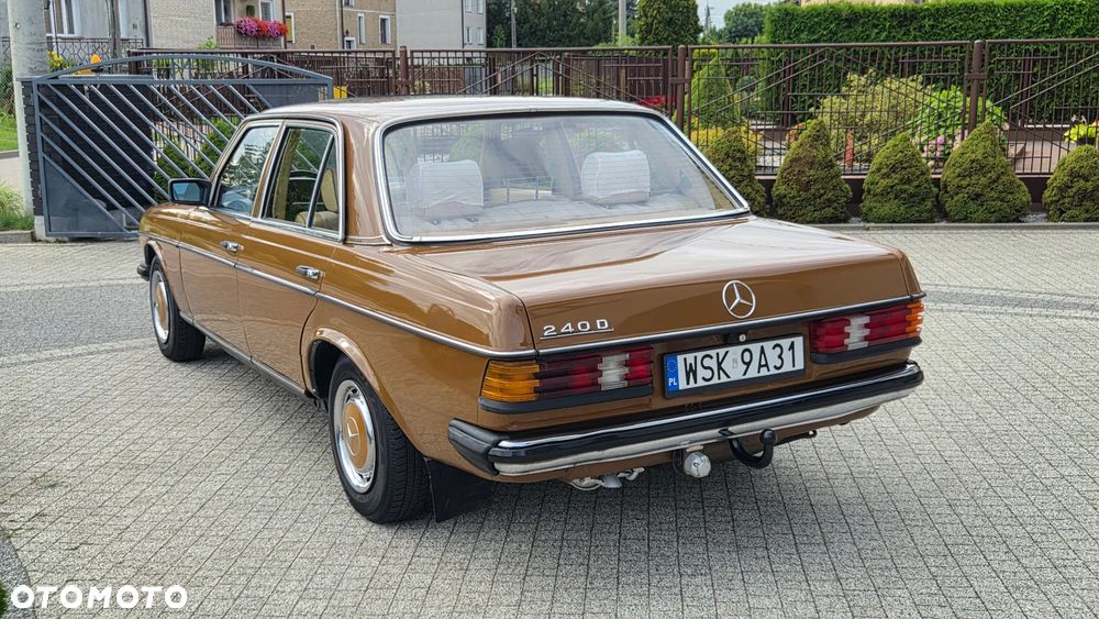 Mercedes-Benz W123 - 10