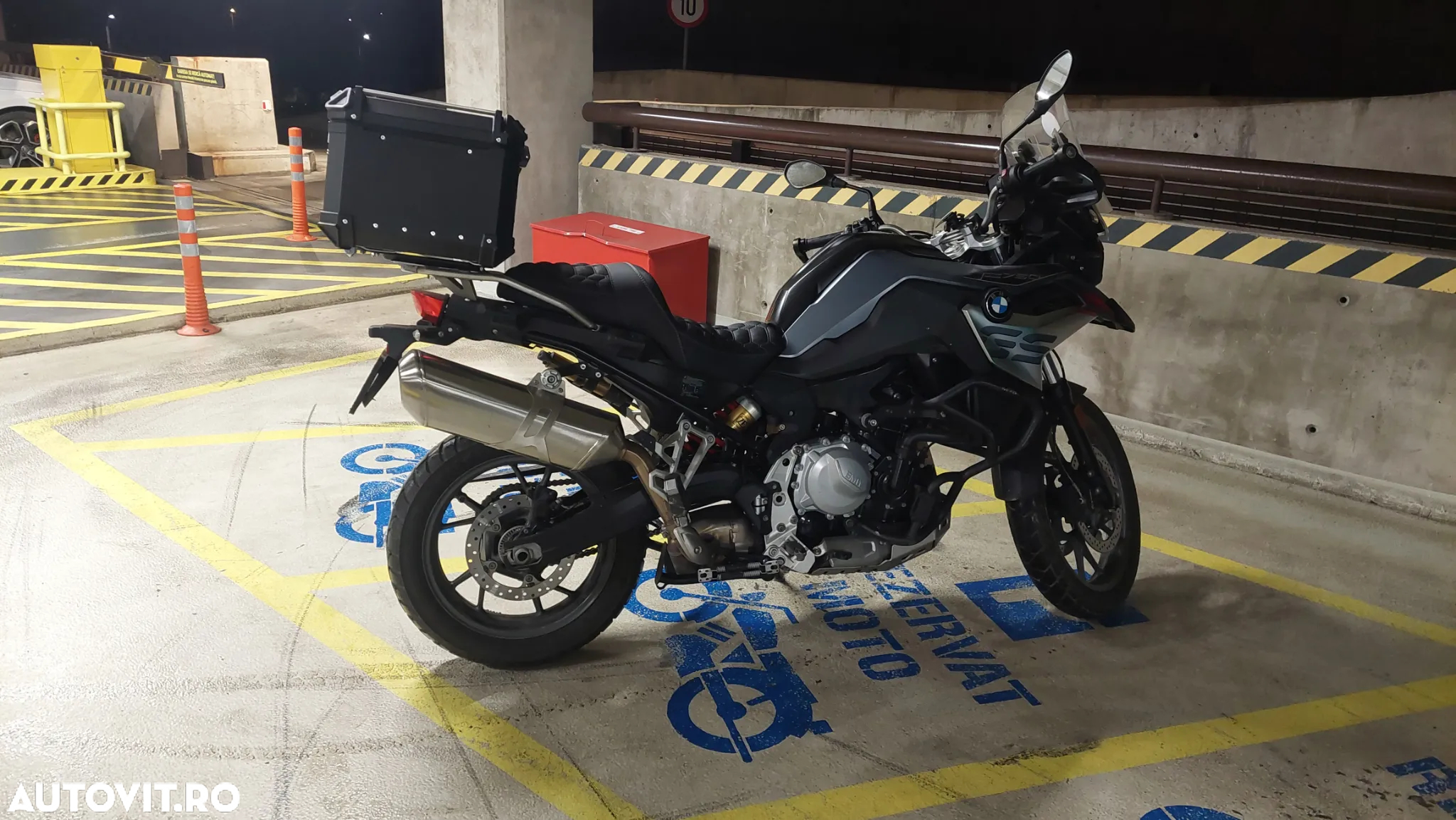 BMW F750GS - 4