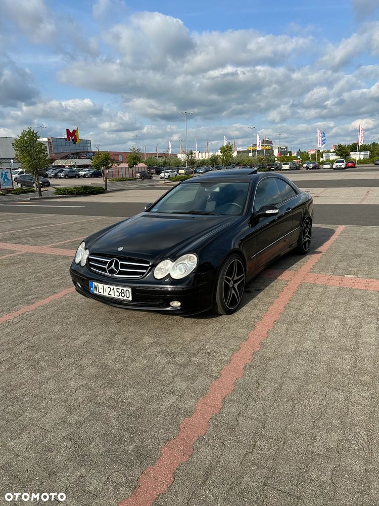 Mercedes-Benz CLK - 8