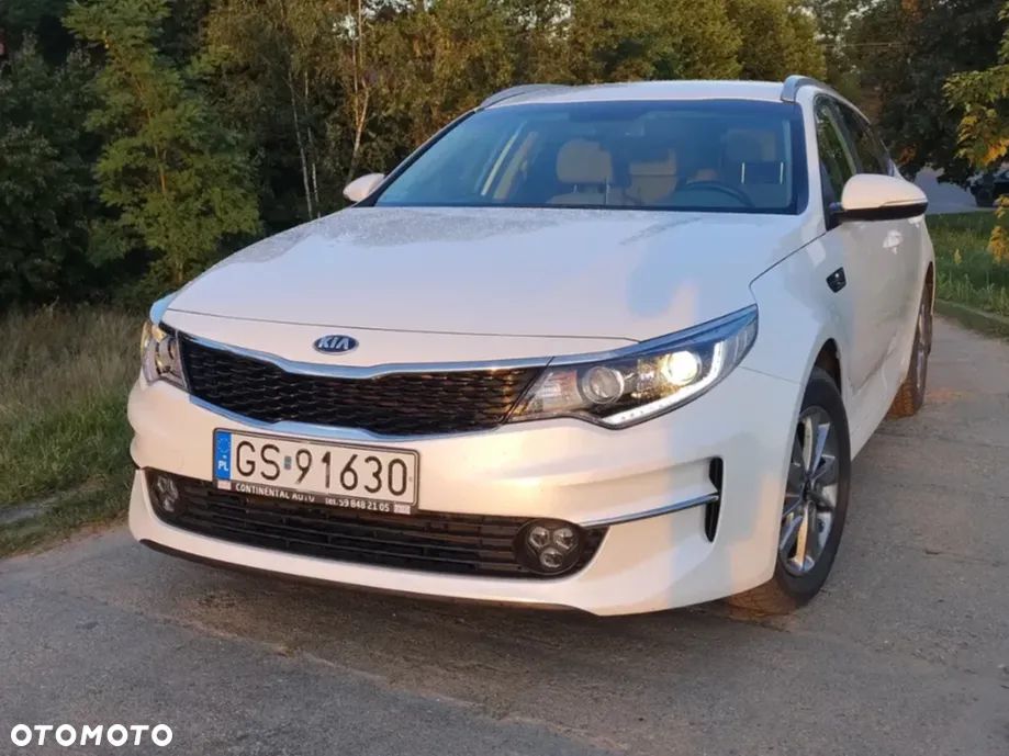 Kia Optima - 22