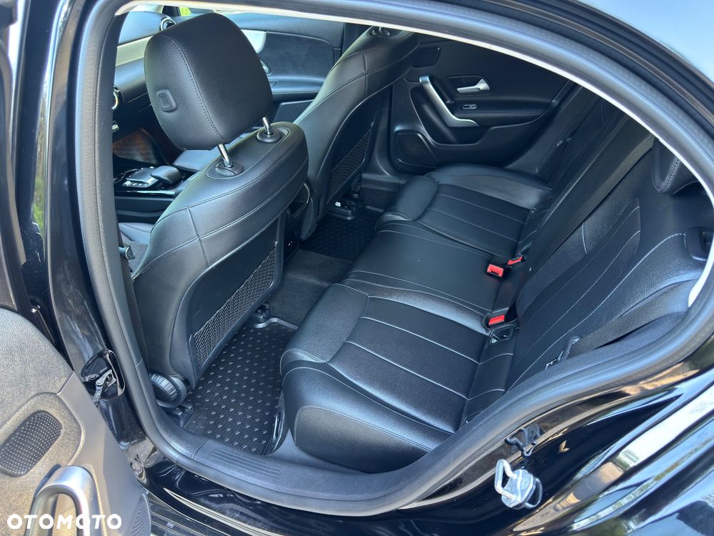 Mercedes-Benz Klasa A 200 d Progressive 8G-DCT - 14