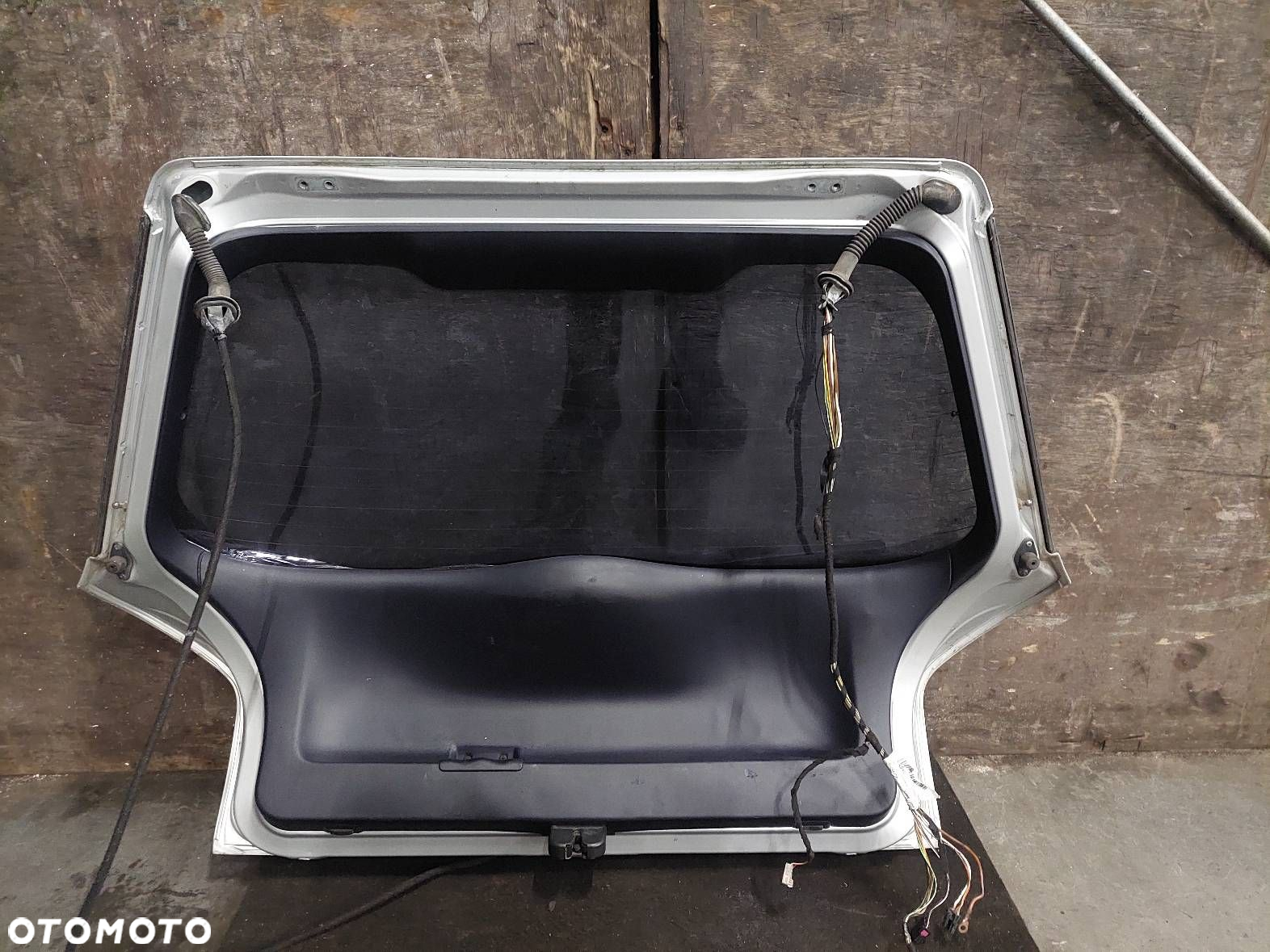 KOMPLETNY TYŁ KLAPA BAGAŻNIKA ZDERZAK TYŁ LAMPY AUDI A3 8L LIFT LY7W - 12