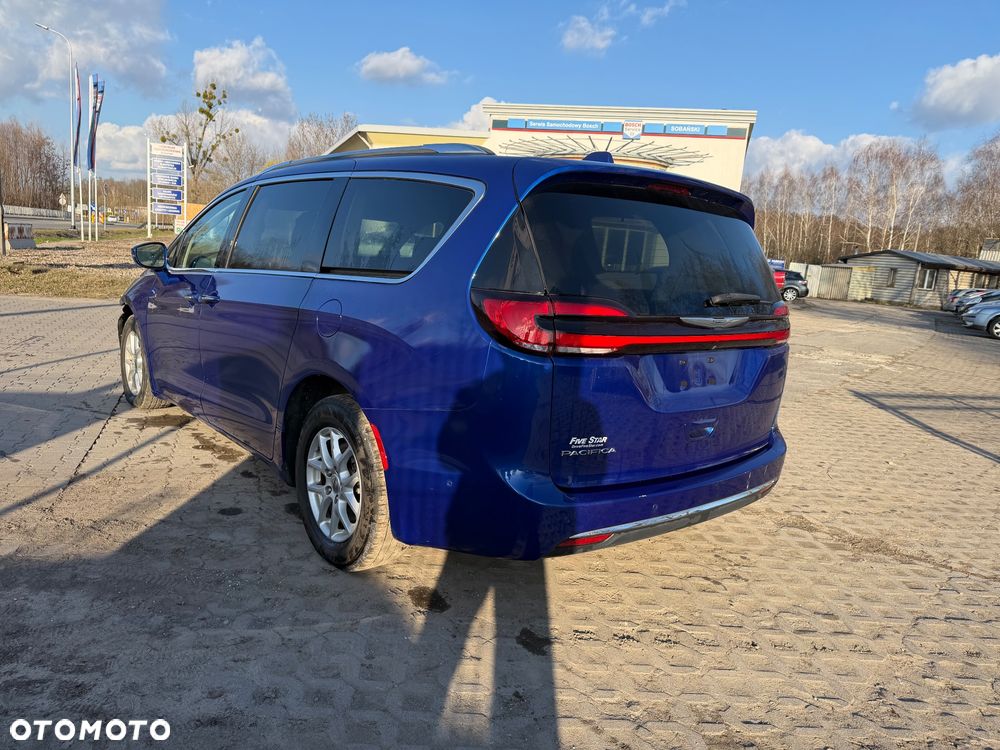 Chrysler Pacifica - 6