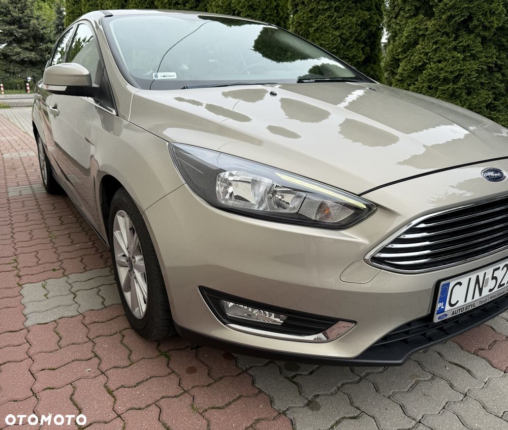 Ford Focus 1.5 EcoBoost Titanium ASS - 4
