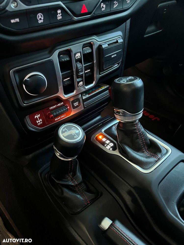 Jeep Wrangler 2.0 T-GDI Hardtop AWD Automatik Rubicon - 12