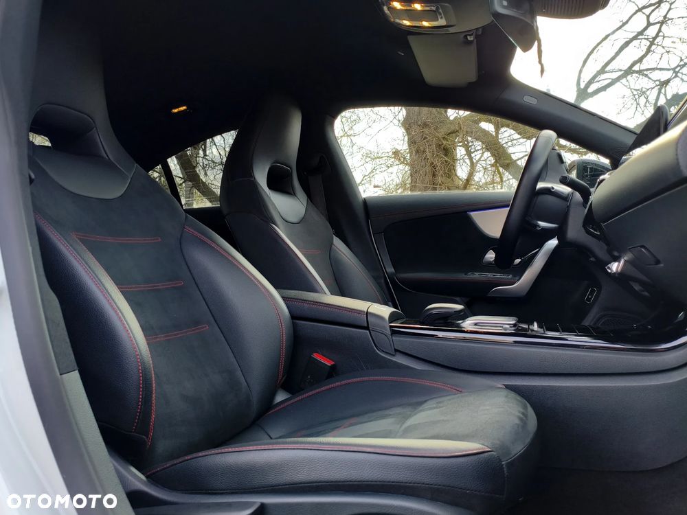 Mercedes-Benz CLA 250 E AMG Line 8G-DCT - 6