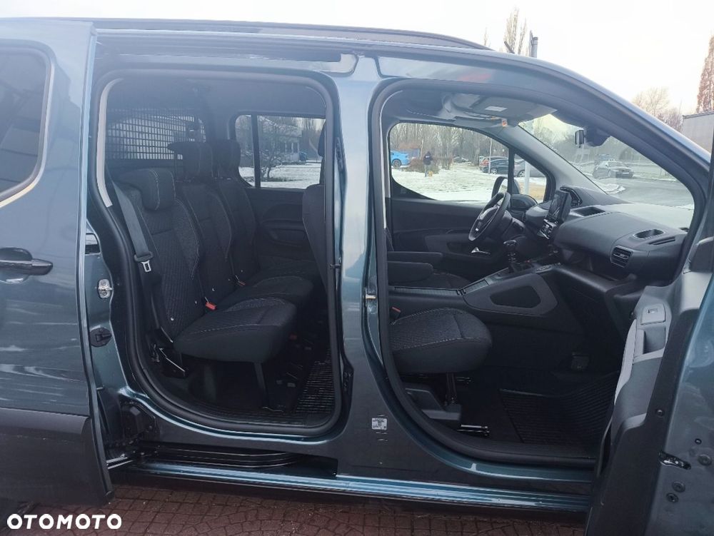 Peugeot Rifter - 8