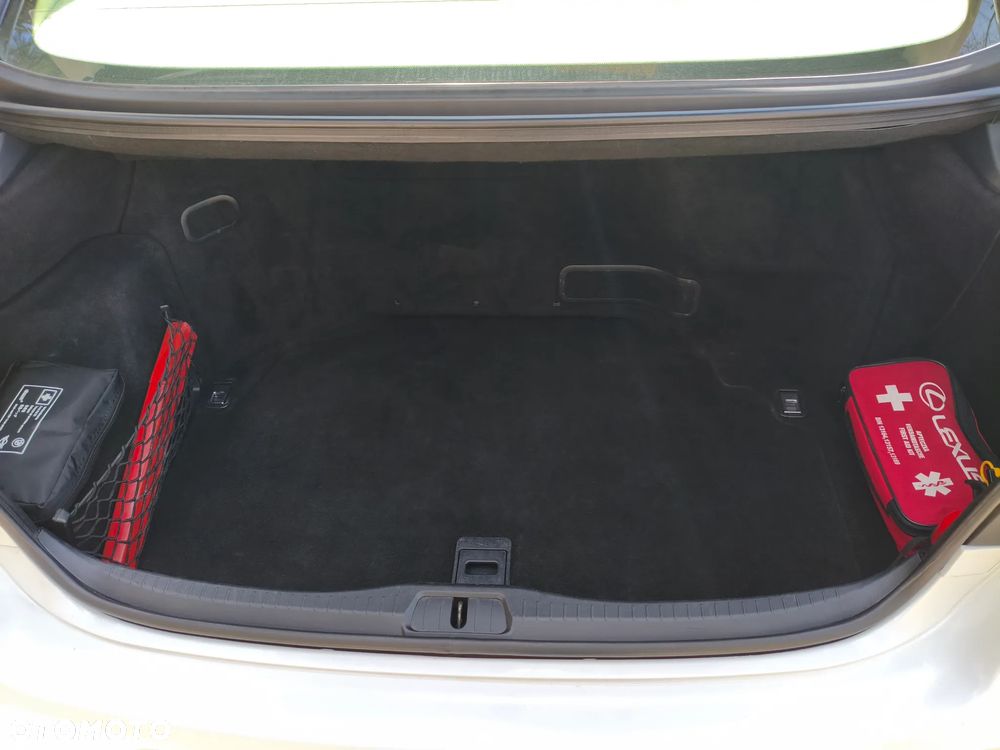 Lexus LS 600h L Prestige - 24