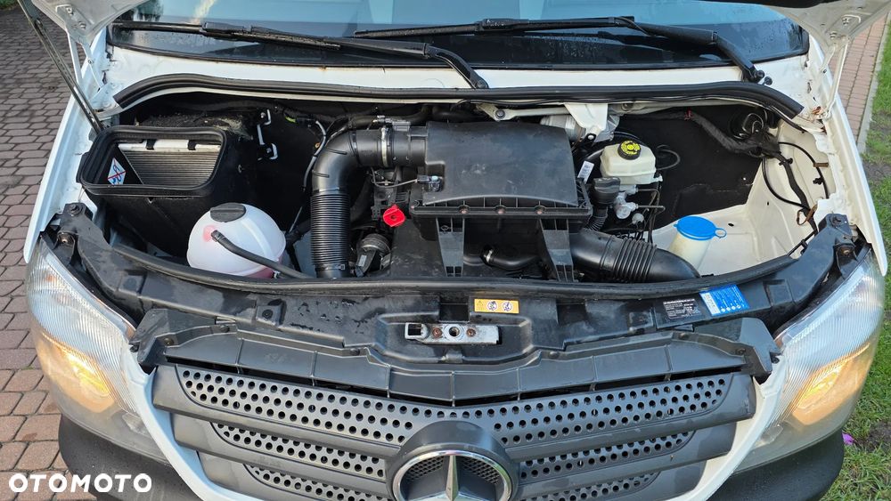 Mercedes-Benz Sprinter - 23