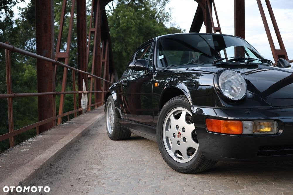 Porsche 911 2 - 4