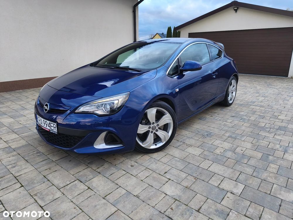 Opel Astra IV GTC OPC - 3