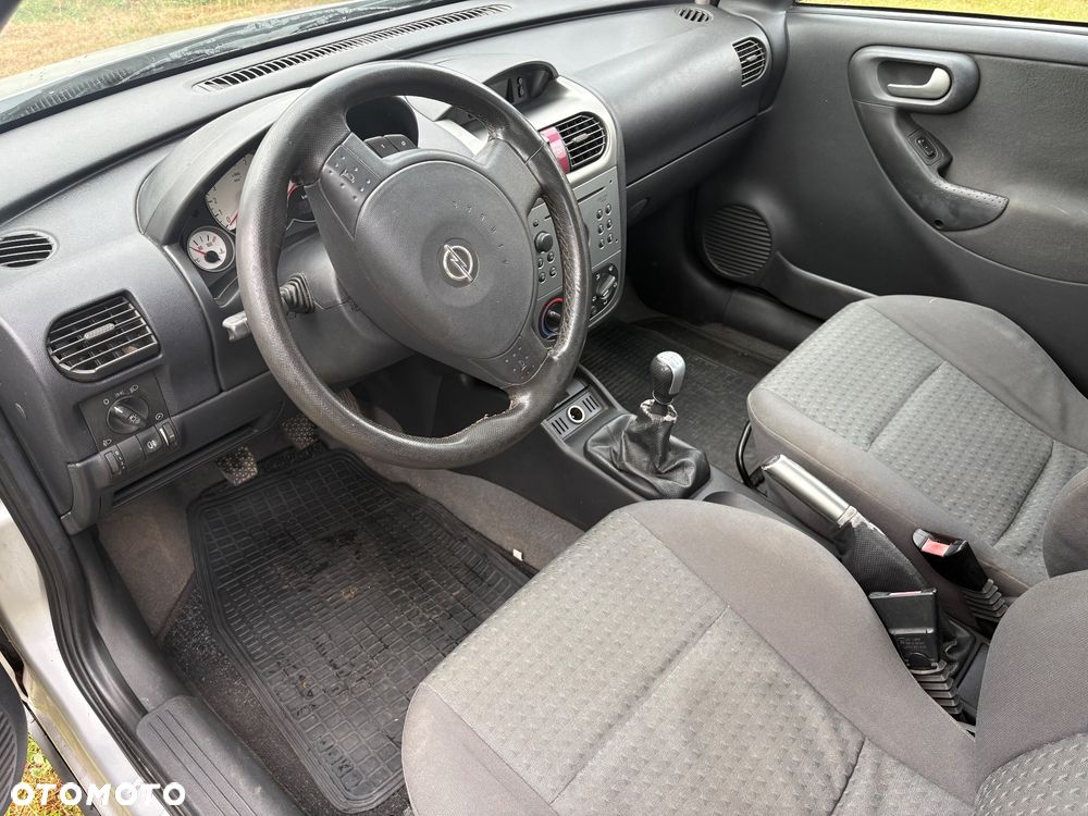 Opel Corsa 1.2 16V Sport - 10