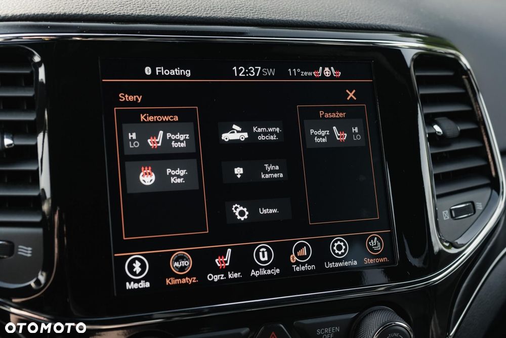 Jeep Grand Cherokee - 20