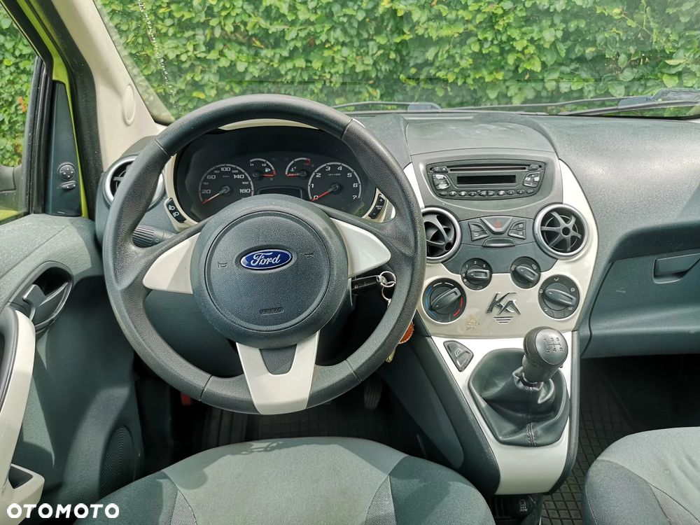 Ford KA 1.2 Titanium (air2) - 13