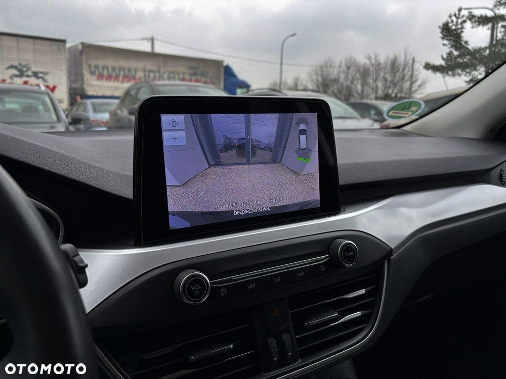 Ford Focus - 18