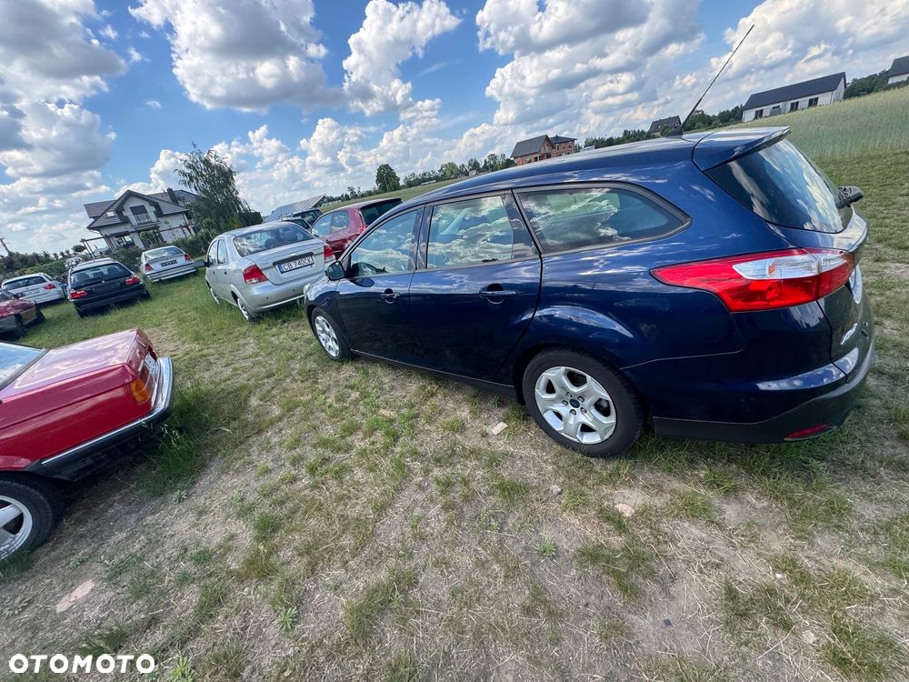 Ford Focus 1.6 TDCi DPF SYNC Edition - 6