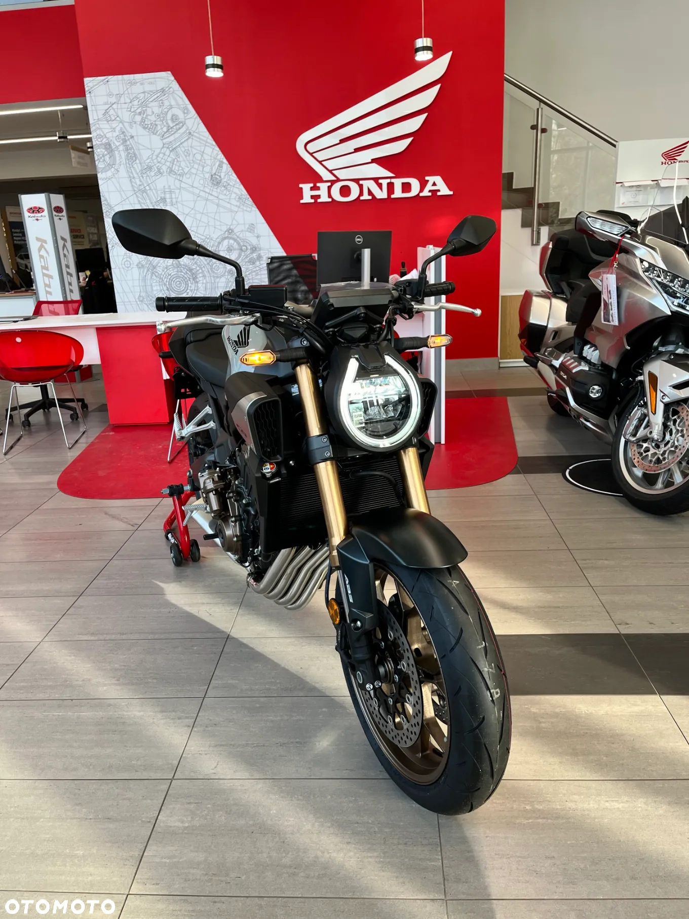 Honda CB - 7