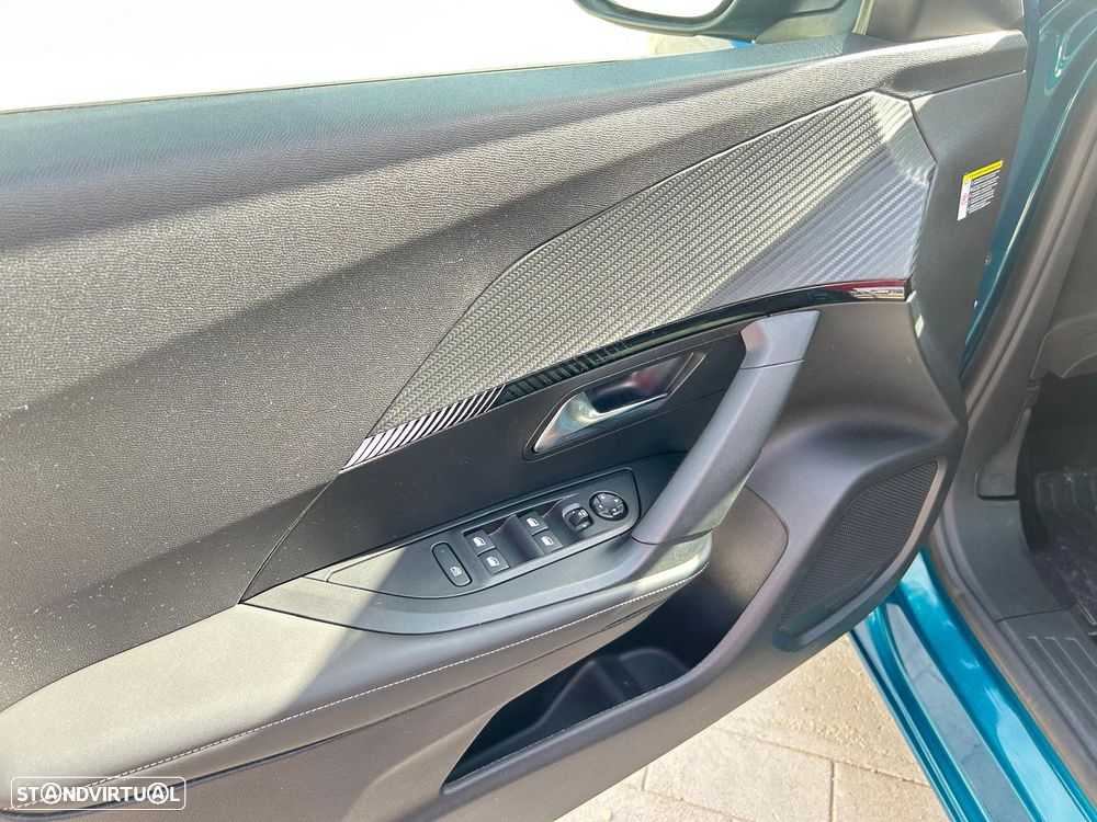 Peugeot 2008 Hybrid 145 e-DSC Allure - 43