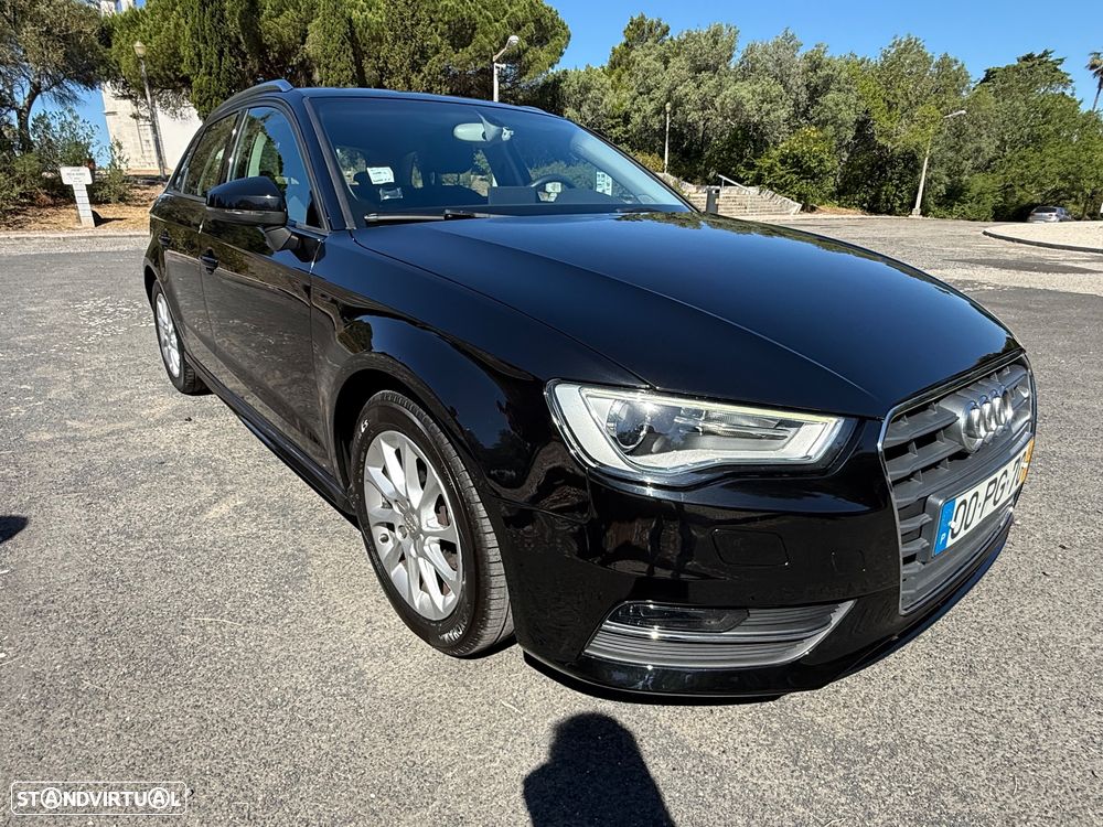 Audi A3 Sportback 1.6 TDI Attraction Ultra - 11