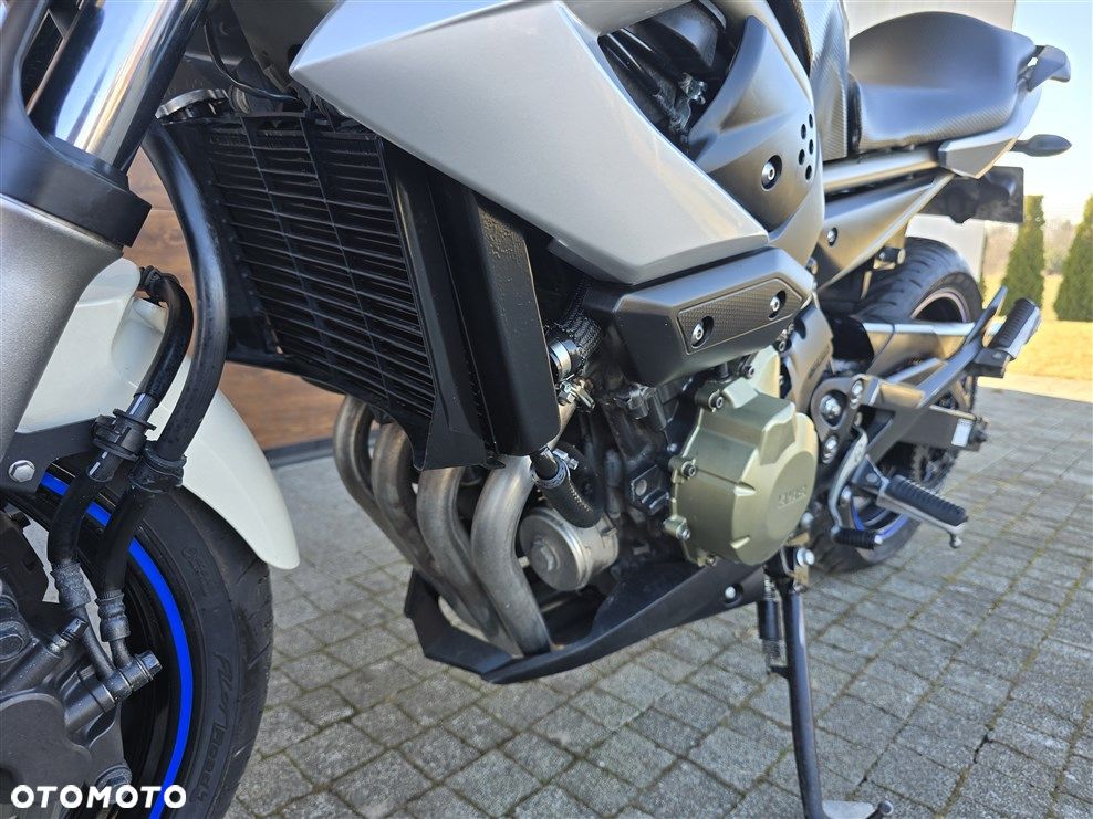 Yamaha XJ - 9