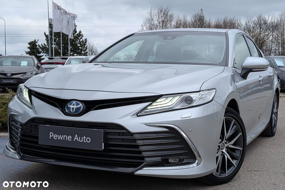 Toyota Camry 2.5 Hybrid Executive CVT - 16