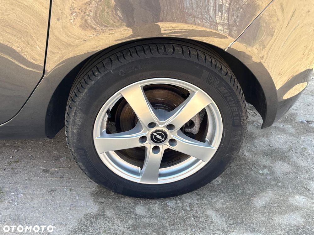 Opel Meriva 1.4 T Cosmo - 12