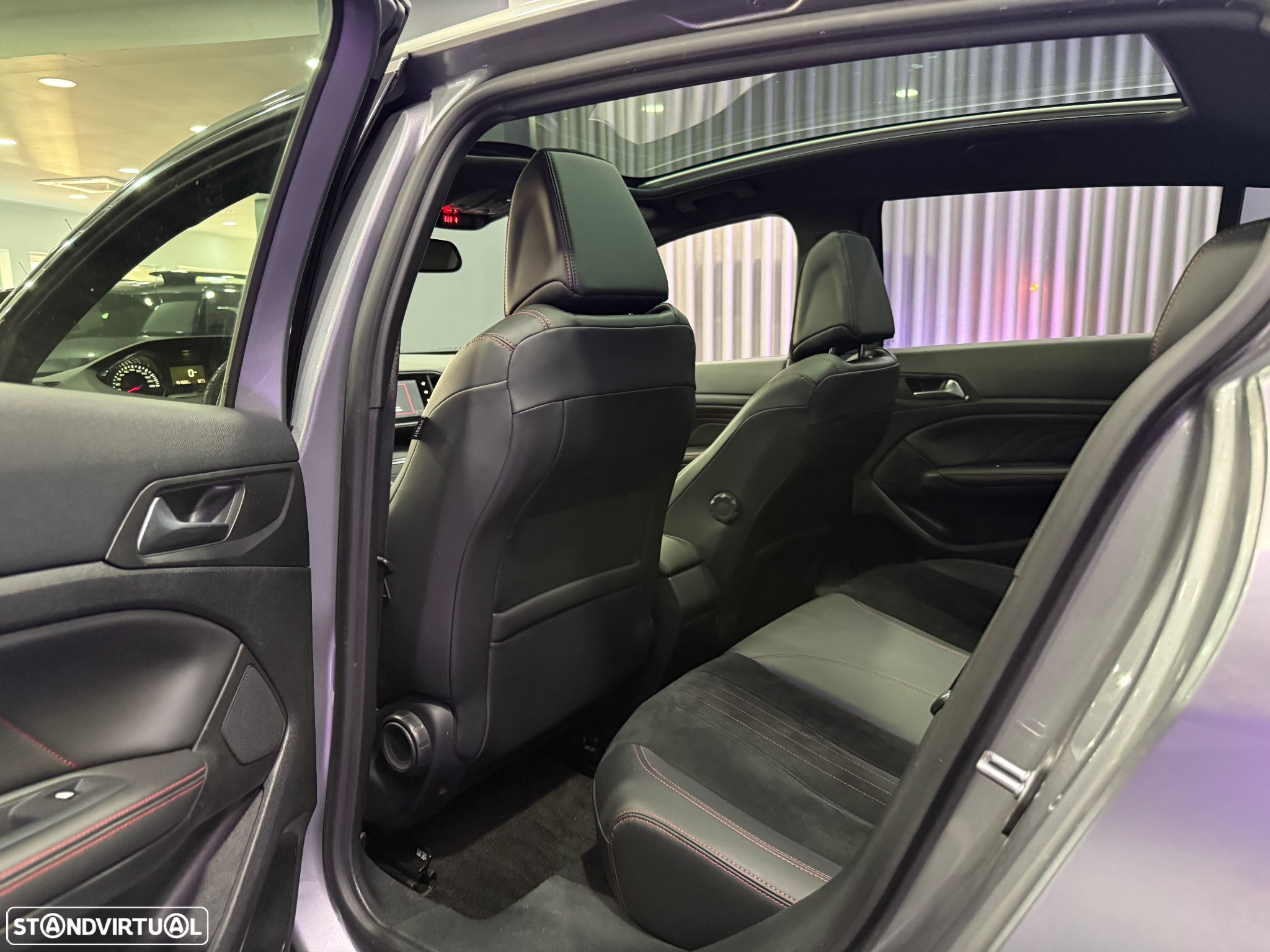Peugeot 308 1.2 PureTech GT Line - 24