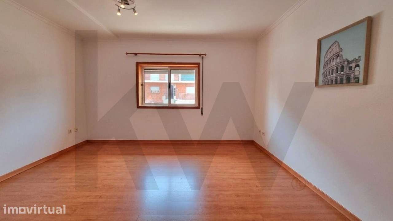 Excelente Apartamento T2 com Suíte e Garagem Fechada (Box) – Ílhavo - Grande imagem: 3/27