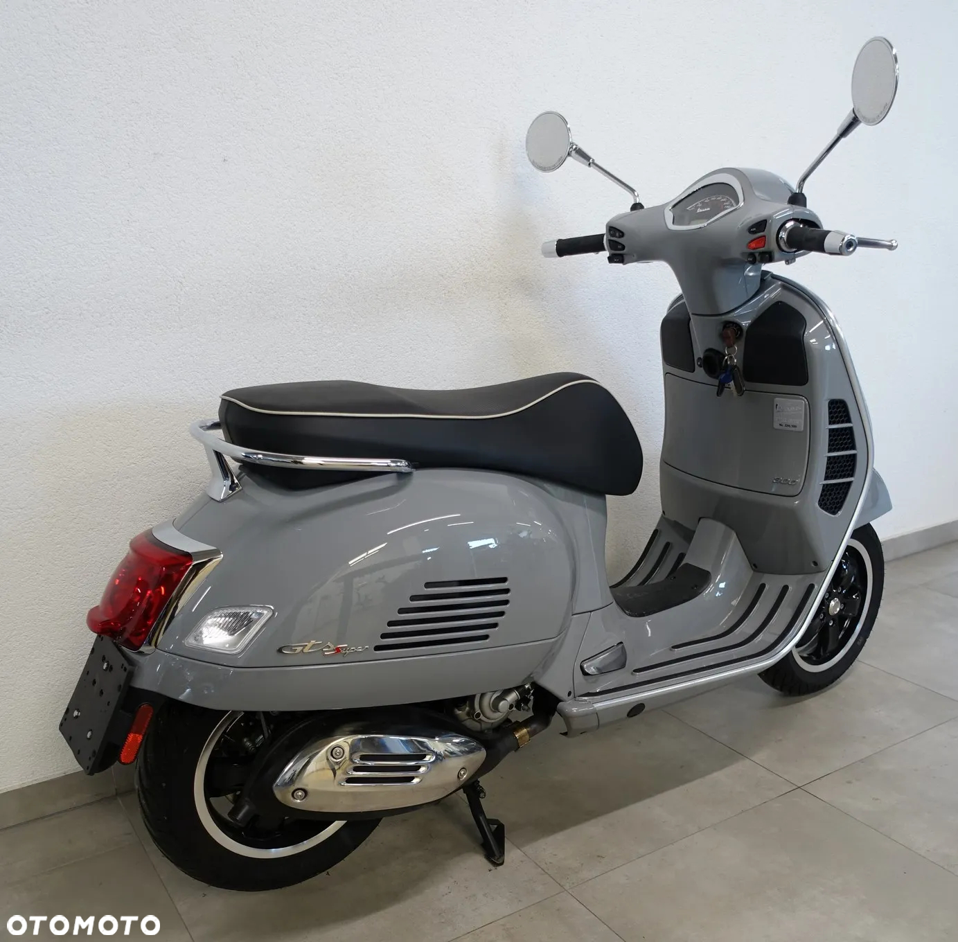 Vespa GTS - 7